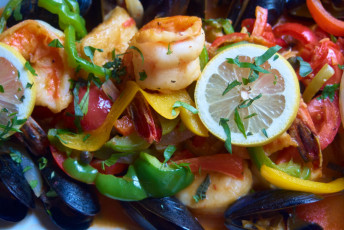 Картинка еда рыбные+блюда +с+морепродуктами мидии морепродукты лимон