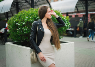 Картинка девушки -+брюнетки +шатенки девушка позирует роберт зазин