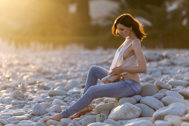 Обои картинки фото девушки, - брюнетки,  шатенки, девушка, позирует, guenter, stoehr