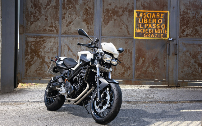 Обои картинки фото мотоциклы, bmw