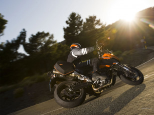 Картинка мотоциклы ktm