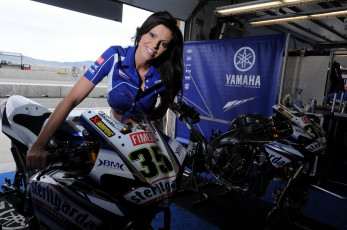 Картинка мотоциклы мото девушкой