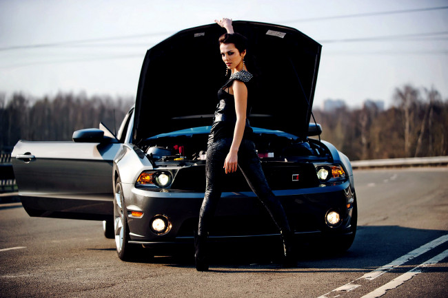 Обои картинки фото автомобили, авто, девушками