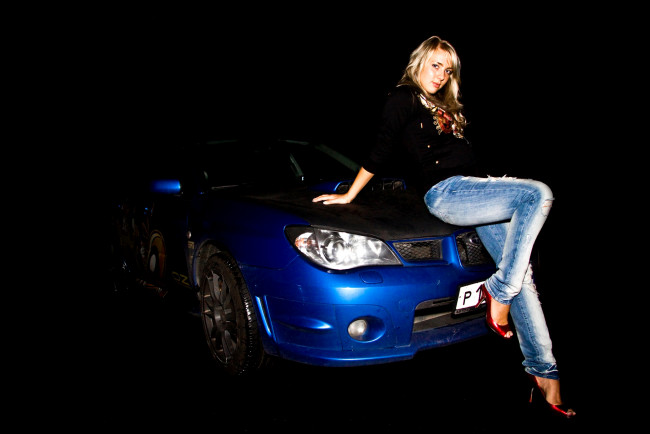 Обои картинки фото автомобили, авто, девушками