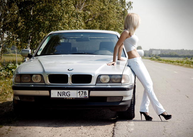 Обои картинки фото автомобили, авто, девушками