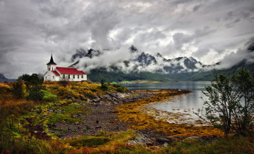 Картинка sildpollnes+church+on+lofoten+islands+in+north+norway города -+католические+соборы +костелы +аббатства церковь горы