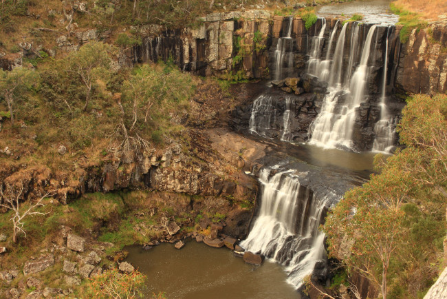 Обои картинки фото природа, водопады, река, водопад, лес