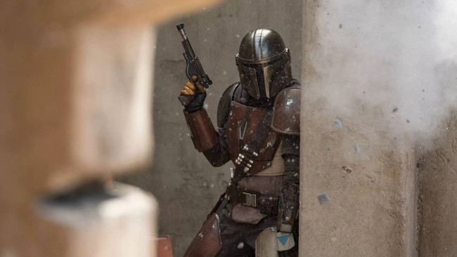 Обои картинки фото the mandalorian  , 2019 – , кино фильмы, the mandalorian, мандалорец, сериал, фантастика, боевик, педро, паскаль
