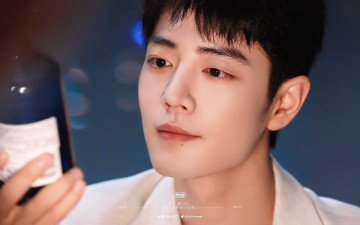 Картинка мужчины xiao+zhan лицо бутылка