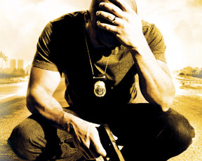 Картинка man apart кино фильмы