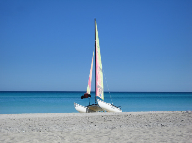 Обои картинки фото корабли, другое, катамаран, отдых, пляж, куба, варадеро