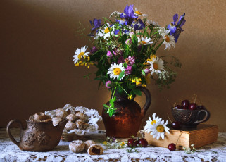 Картинка еда натюрморт букет черешня печенье