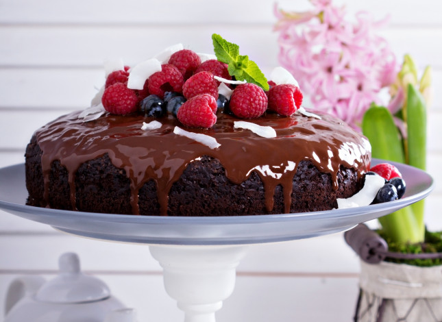 Обои картинки фото еда, торты, шоколад, ягоды