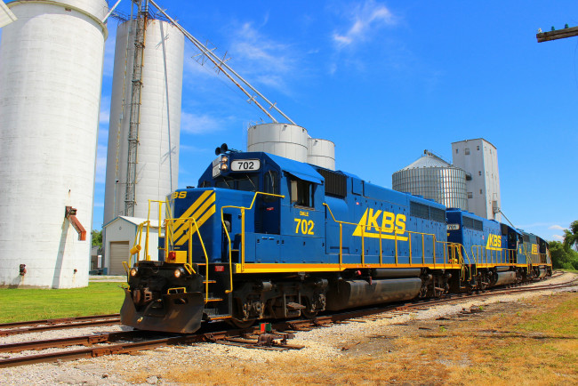 Обои картинки фото техника, поезда, состав, локомотив, рельсы, дорога, железная