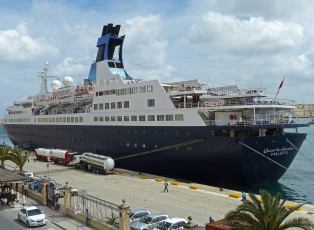 Картинка quest+for+adventure корабли лайнеры круизный лайнер