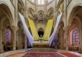 Картинка senlis+cathedral+sanctuary +france интерьер убранство +роспись+храма храм католицизм