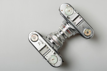 обоя voigtlander, бренды, - другое, близнецы, пара, серебро, фотоаппараты, камеры