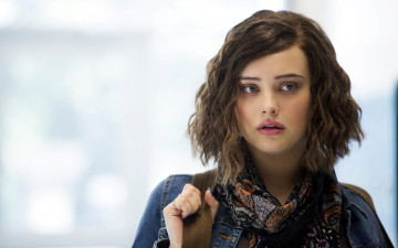 Картинка 13+reasons+why кино+фильмы 13+reasons+why+ сериал 13 reasons why