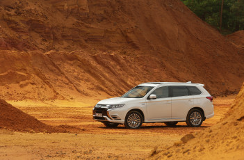 обоя автомобили, mitsubishi