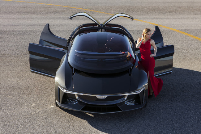 Обои картинки фото gfg sibylla,  giorgetto giugiaro , 2018, автомобили, -авто с девушками, концепт, красное, платье, электрический, седан, gfg, sibylla, giorgetto, giugiaro