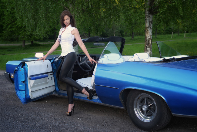 Обои картинки фото автомобили, -авто с девушками, девушки, авто