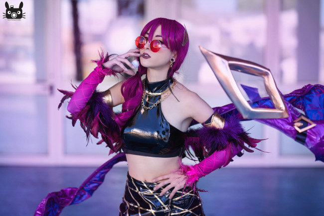 Обои картинки фото девушки, - креатив,  косплей, костюм, очки, leiamyrsky