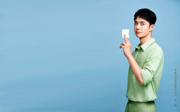 Картинка мужчины wang+yi+bo актер рубашка бумажка