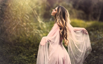 Картинка девушки -+блондинки +светловолосые русая платье