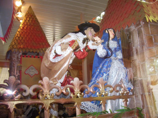 Картинка музей кукол латвия разное игрушки