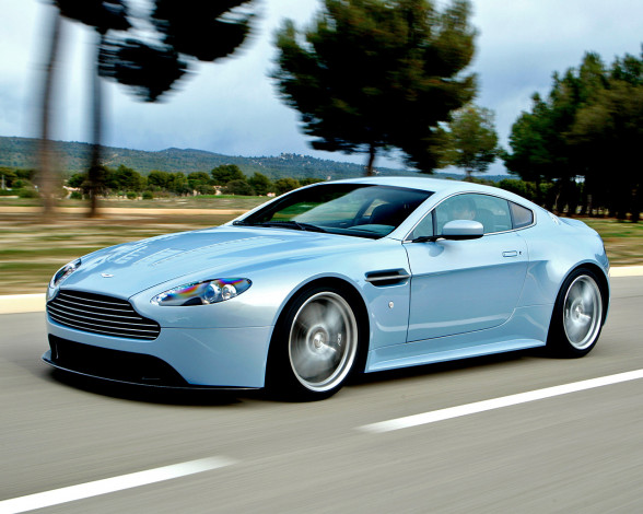 Обои картинки фото автомобили, aston, martin