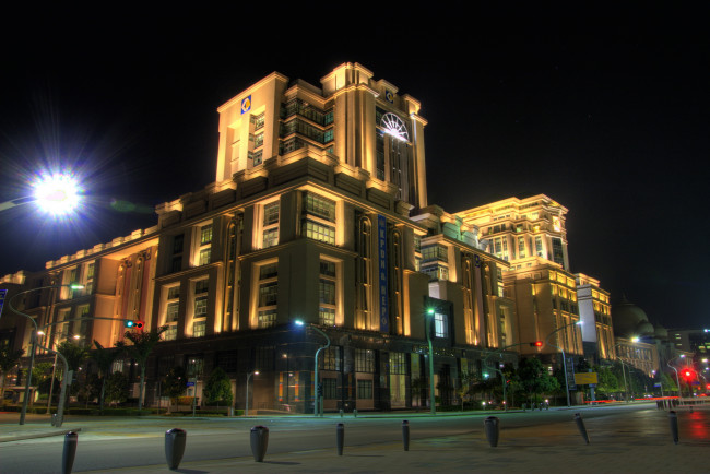 Обои картинки фото putrajaya, малайзия, города, огни, ночного, улица, ночь, дома