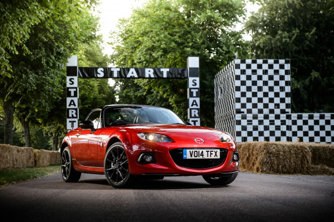 Обои картинки фото 2014 mazda mx-5, автомобили, mazda, кабриолет, красный