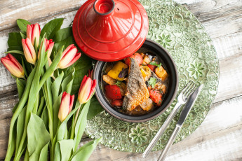 Картинка еда рыба +морепродукты +суши +роллы вкусно соус помидоры