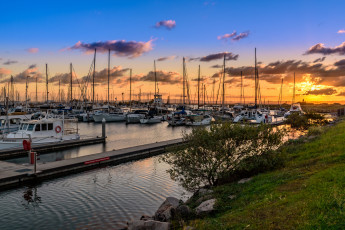 Картинка корабли Яхты рассвет