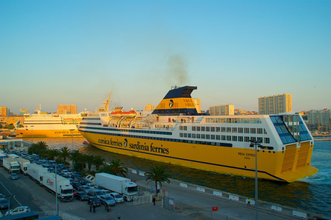 Обои картинки фото корабли, лайнеры, круиз, лайнер