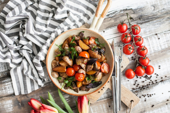 Обои картинки фото еда, вторые блюда, грибы, мясо, картофель, второе, блюдо