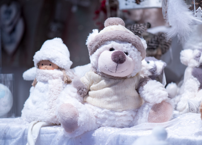 Обои картинки фото разное, игрушки, мишка, плюш, игрушка, шапка