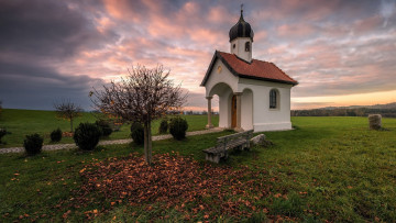Картинка города -+католические+соборы +костелы +аббатства часовня