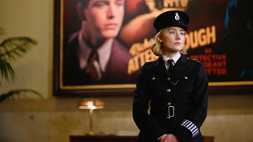 Картинка see+how+they+run+||+2022 кино+фильмы see+how+they+run see how they run триллер детектив история constable stalker saoirse ronan