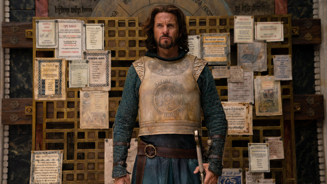 Обои картинки фото the lord of the rings,  the rings of power  ,  сериал 2022 , кино фильмы,  the rings of power , сериал, lloyd, owen, captain, elendil, властелин, колец, кольца, власти, фэнтези, боевик, драма