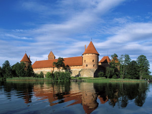 Картинка trakai lithuania города дворцы замки крепости