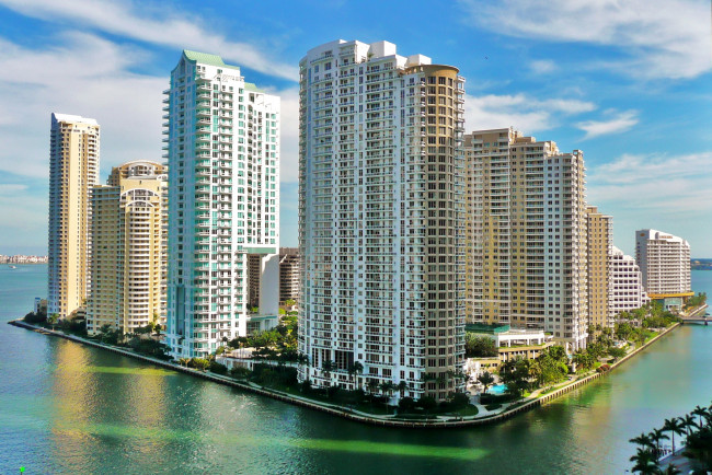 Обои картинки фото miami, brickell, key, города, здания, дома