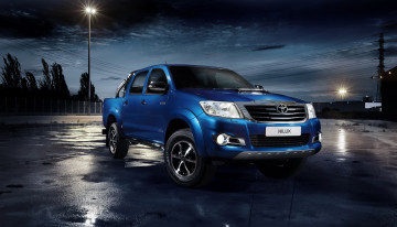 Картинка 2013 toyota hilux invincible автомобили ночь огни