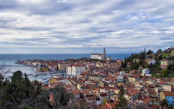 Картинка пиран словения города панорамы облака дома море