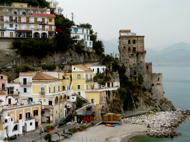 Обои картинки фото амальфи, италия, города, амальфийское, лигурийское, побережье, море, дома