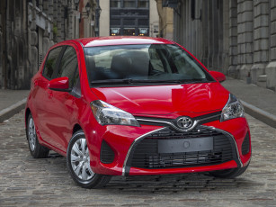 Картинка автомобили toyota yaris красный us-spec 5-door le 2015г