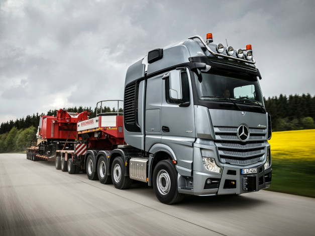 Обои картинки фото автомобили, mercedes trucks, mp4, 8x4, actros, 4163, slt, mercedes-benz
