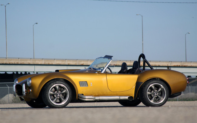 Обои картинки фото автомобили, ac cobra, shelby, ac, cobra, speedster, gold