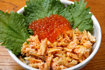 Картинка еда рыбные+блюда +с+морепродуктами икра зелень мясо рис