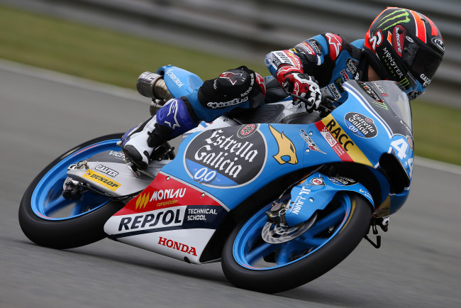 Обои картинки фото ar&, 243, n canet, спорт, мотоспорт, трек, гонщик, байк